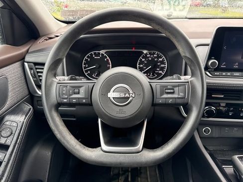 Used 2022 Nissan Rogue S AWD/4WD image 17