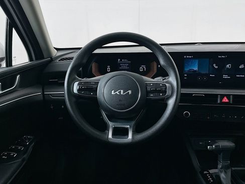 Used 2025 Kia K5 LXS image 17