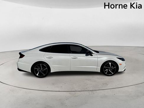 Used 2022 Hyundai Sonata SEL Plus w/ Cargo Package image 3