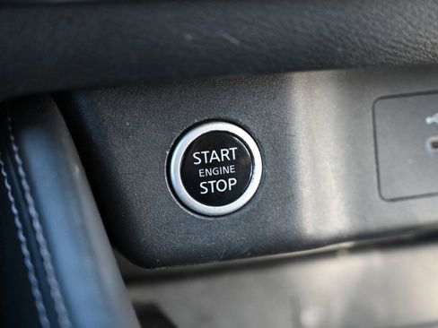 Used 2023 Nissan Rogue Platinum w/ Platinum Premium Package AWD/4WD image 30