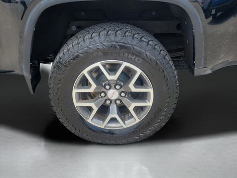 Used 2016 GMC Canyon SLE w/ All Terrain Package RWD image 31