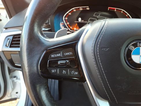 Used 2021 BMW 530i image 10