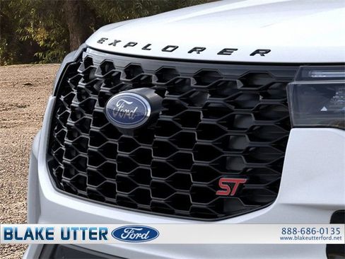 New 2026 Ford Explorer ST w/ Sun And Sound Package image 18