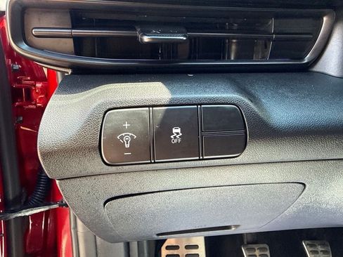 Certified 2025 Hyundai Elantra N FWD image 14