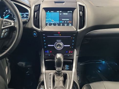 Used 2018 Ford Edge Titanium w/ Canadian Touring Package AWD/4WD image 16