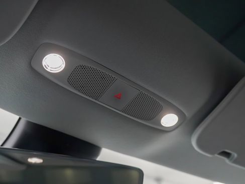 Used 2021 Tesla Model 3 Long Range image 26