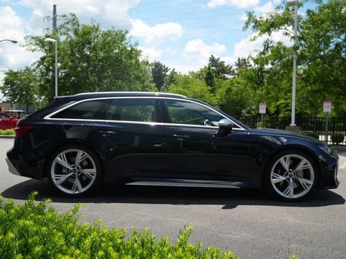 Used 2021 Audi RS 6 w/ Executive Package AWD/4WD image 18