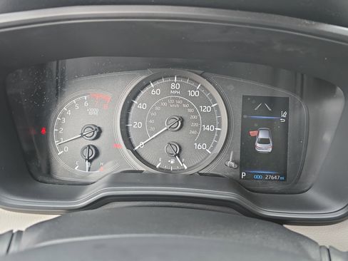 Used 2020 Toyota Corolla L image 18