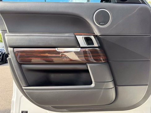 Used 2017 Land Rover Range Rover HSE AWD/4WD image 26