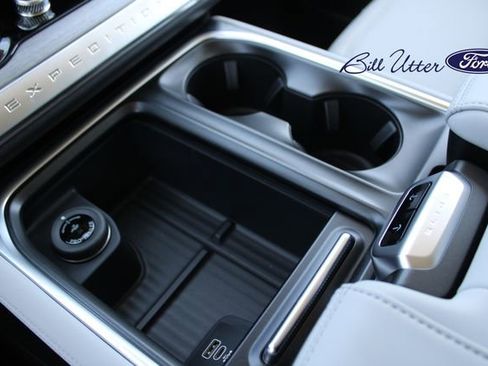 New 2026 Ford Expedition Max Platinum AWD/4WD image 14