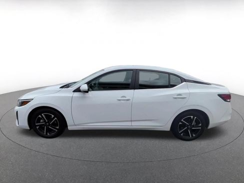 Used 2025 Nissan Sentra SV FWD image 7