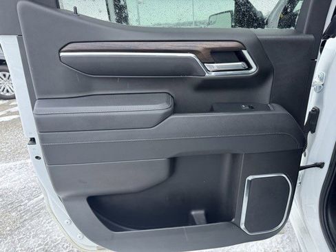 Used 2025 GMC Sierra 1500 SLT image 23