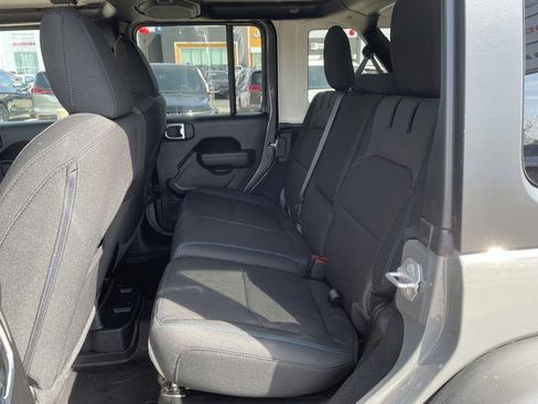 New 2023 Jeep Wrangler Unlimited Rubicon 4xe w/ Cold Weather Group image 16