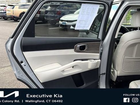 Certified 2023 Kia Sorento S AWD/4WD image 20