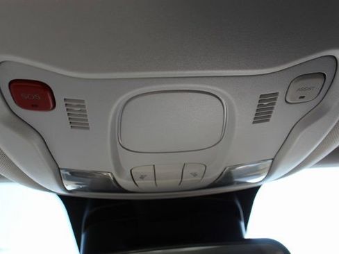 Used 2023 Jeep Renegade Latitude image 23