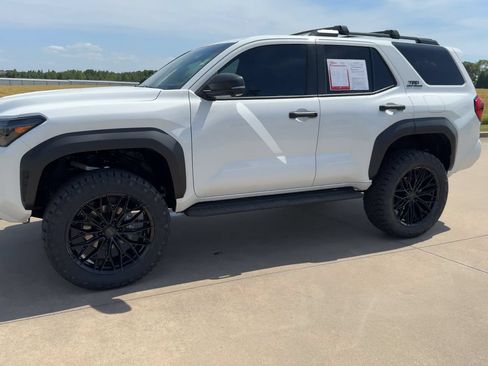 Used 2026 Toyota 4Runner TRD Off-Road Premium w/ Tow Technology Package AWD/4WD image 4