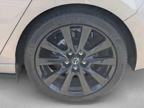 Used 2024 MAZDA MAZDA3 s FWD image 9
