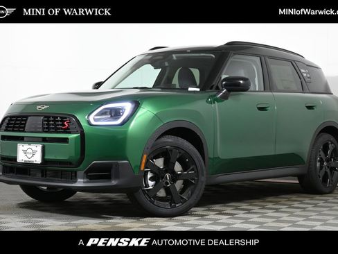 Used 2025 MINI Cooper Countryman S image 1