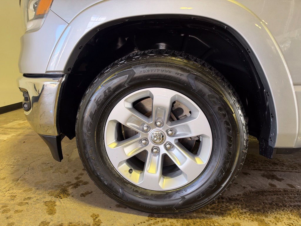 Used 2021 RAM 1500 Laramie AWD/4WD image 7