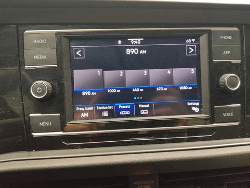 Used 2021 Volkswagen Jetta R-Line w/ R-Line Cold Weather Package FWD image 25