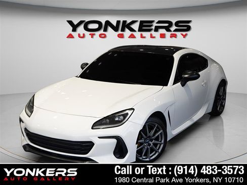 Used 2022 Subaru BRZ Premium image 2