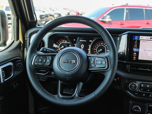 New 2026 Jeep Gladiator Sport AWD/4WD image 16