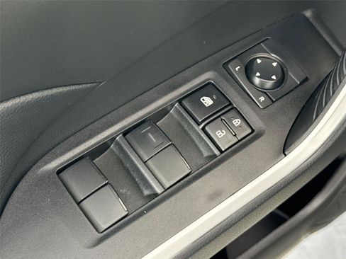 Certified 2025 Toyota RAV4 LE FWD image 27