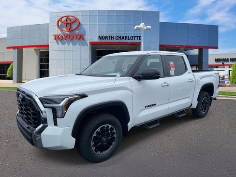 New 2026 Toyota Tundra SR5 AWD/4WD image 5