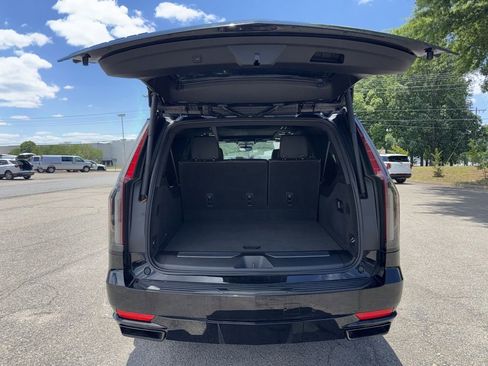 Used 2022 Cadillac Escalade ESV Sport w/ Touring Package RWD image 25