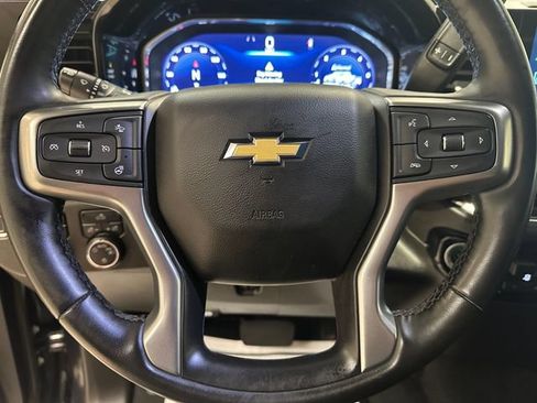 Used 2024 Chevrolet Silverado 1500 LT w/ Z71 Off-Road Package AWD/4WD image 9