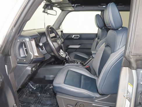 Used 2022 Ford Bronco Outer Banks image 12