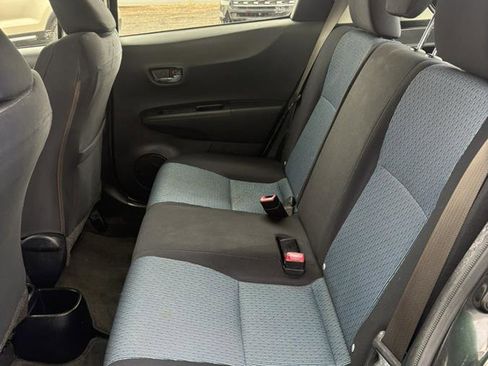 Used 2012 Toyota Yaris SE image 11