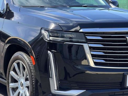 Used 2024 Cadillac Escalade ESV Premium Luxury Platinum AWD/4WD image 12