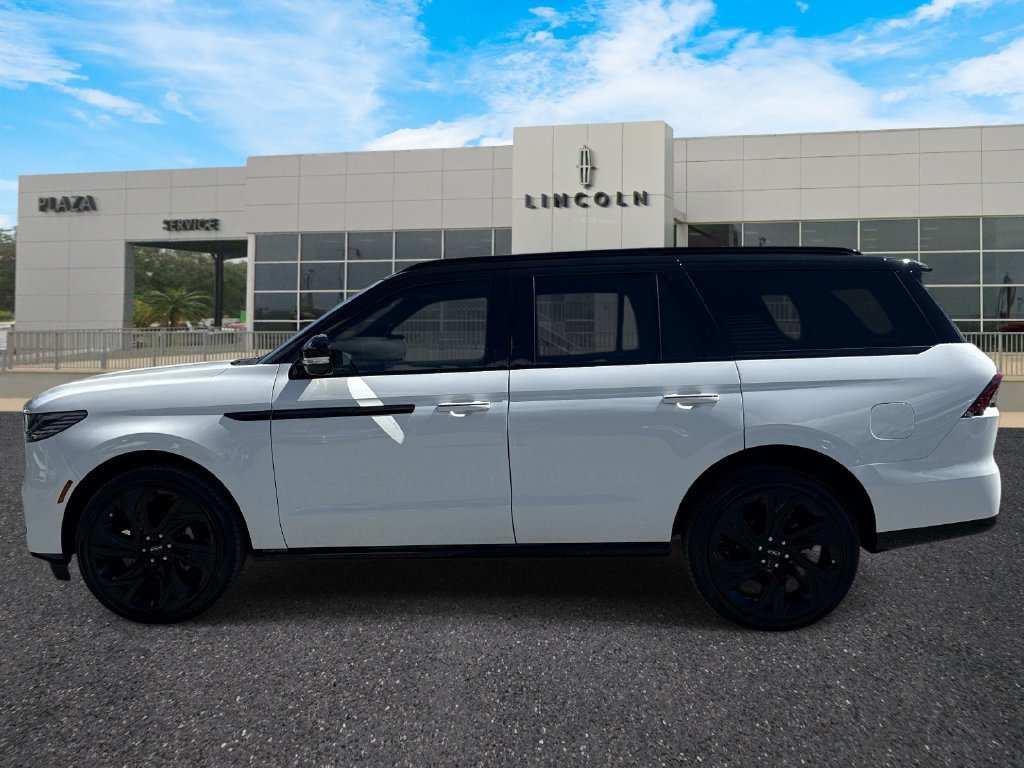 New 2027 Lincoln Navigator Black Label AWD/4WD image 6
