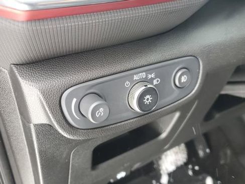 Used 2021 Chevrolet TrailBlazer RS w/ Convenience Package image 7