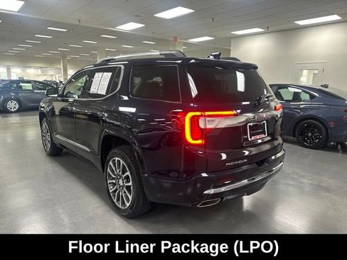 Used 2022 GMC Acadia Denali w/ Denali Technology Package FWD image 5