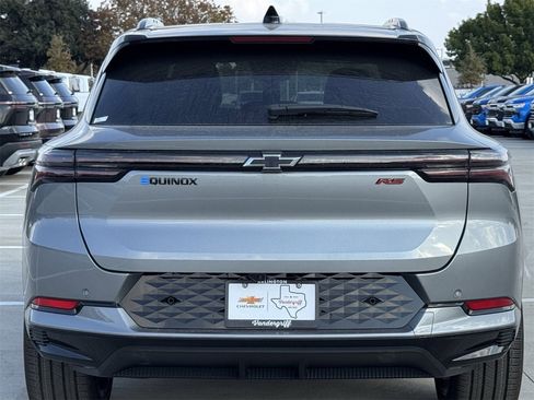 New 2026 Chevrolet Equinox EV RS image 5