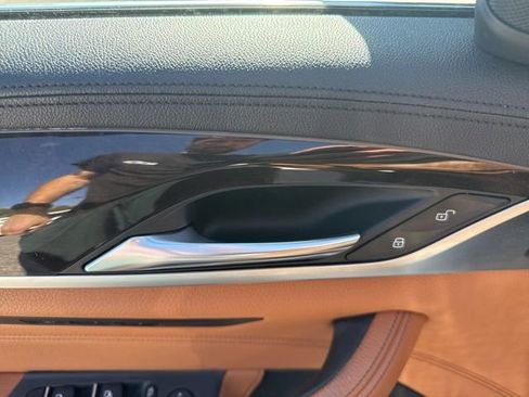 Used 2017 BMW 540i xDrive image 18