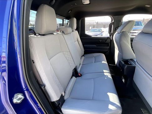 Used 2024 Toyota Tacoma SR5 image 31