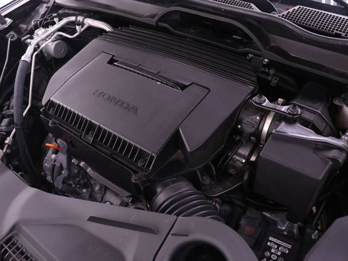 Certified 2025 Honda Pilot Elite image 17