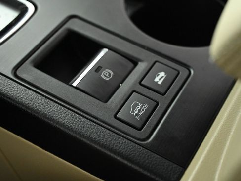 Used 2016 Subaru Outback 2.5i Limited image 18