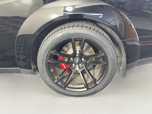 Used 2021 Dodge Challenger R/T Scat Pack RWD image 11