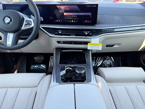 New 2026 BMW X5 sDrive40i w/ M Sport Package image 19