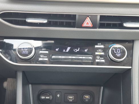 Used 2023 Hyundai Sonata SEL w/ Convenience Package FWD image 18
