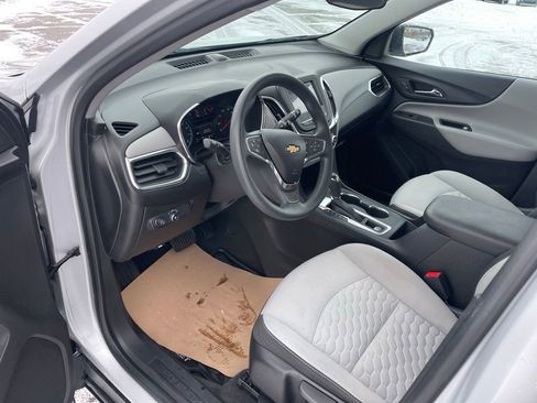 Used 2018 Chevrolet Equinox LS image 17