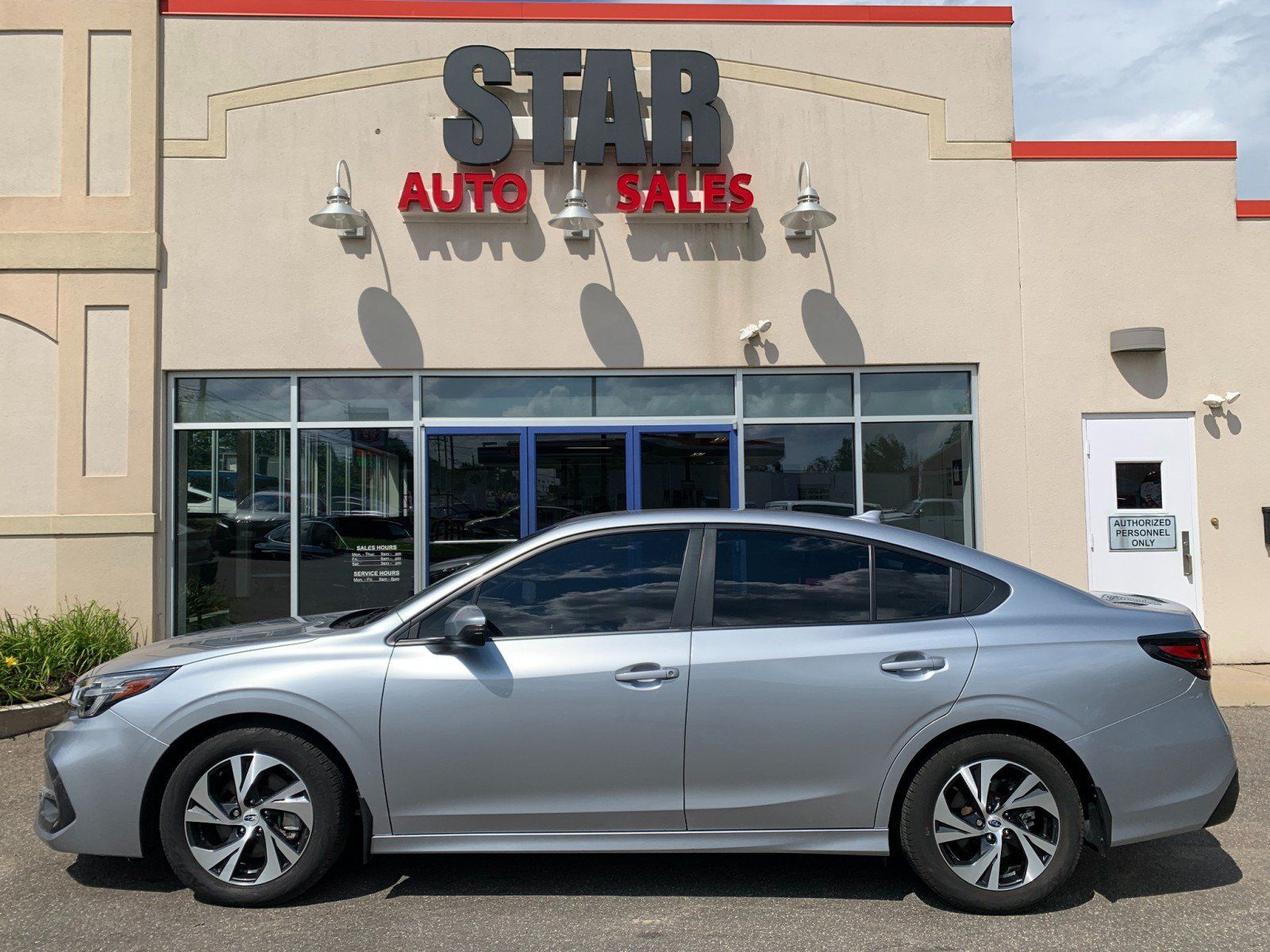 Used 2023 Subaru Legacy Premium AWD/4WD image 4