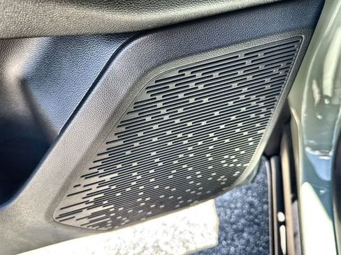 New 2025 Chevrolet Equinox LT image 47