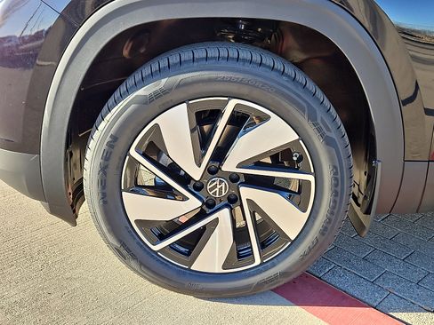 New 2026 Volkswagen Atlas SE image 5