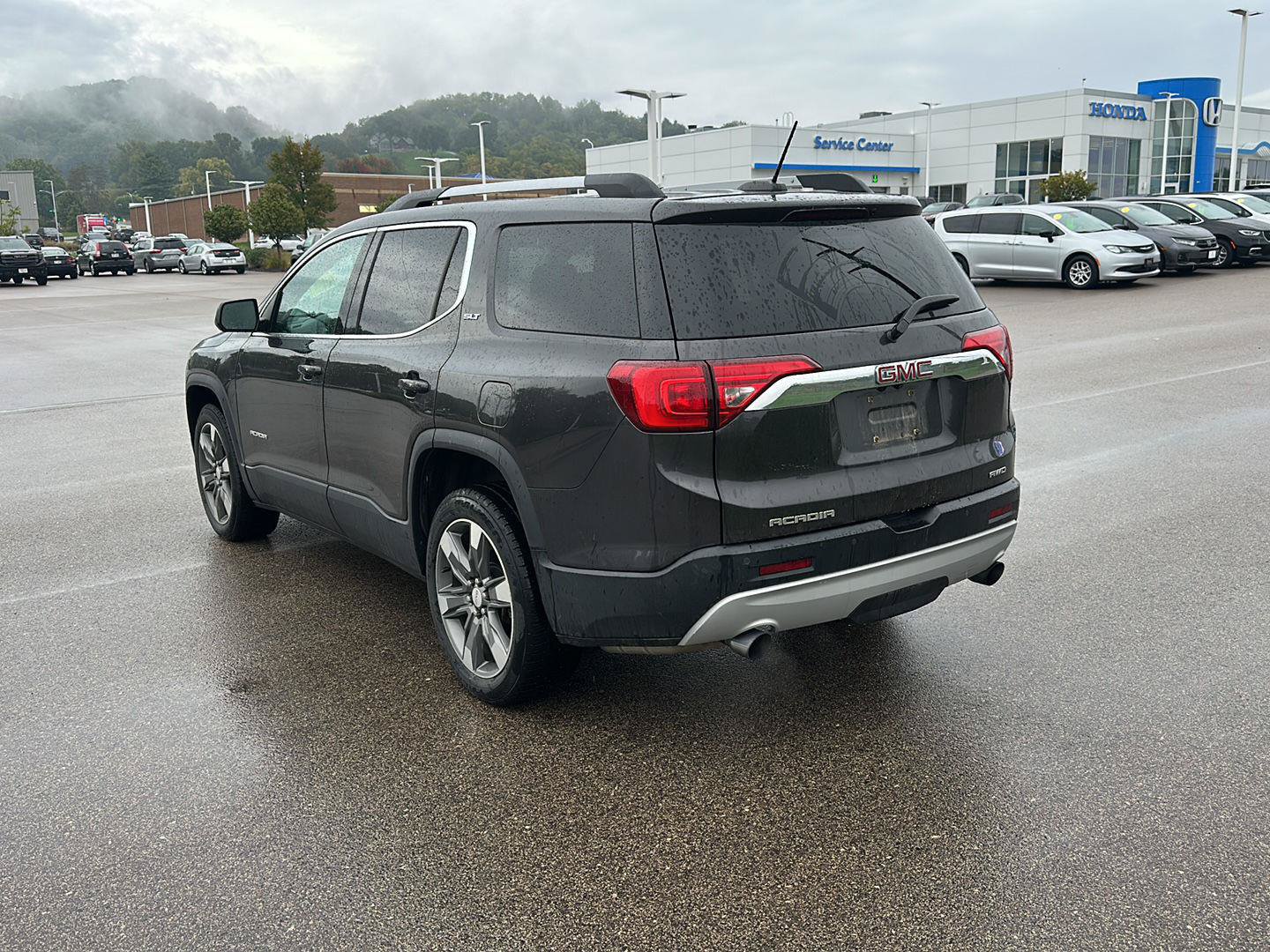 Used 2018 GMC Acadia SLT AWD/4WD image 5