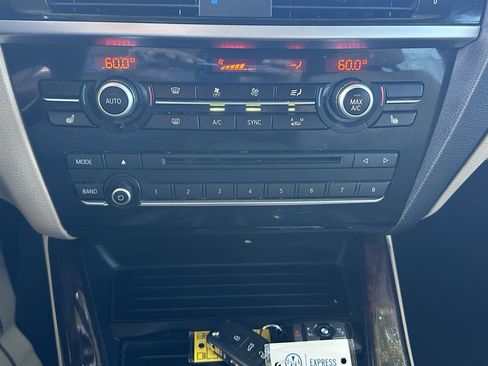 Used 2017 BMW X3 sDrive28i image 14